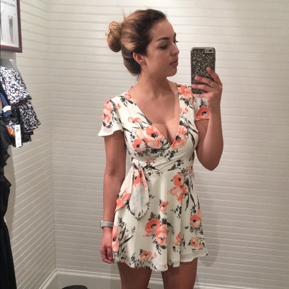 Meet your Posher, Daniela - Picture 3 of 7